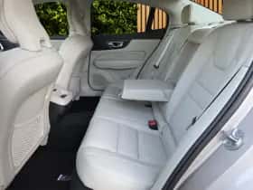 Volvo S60 (2024) thumbnail 6
