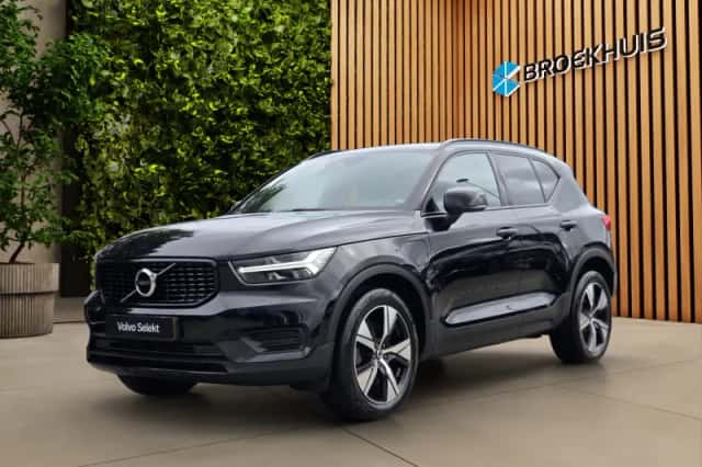 Volvo XC40 (2022) thumbnail 1