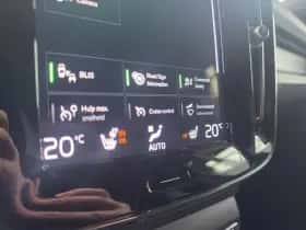 Volvo XC40 (2022) thumbnail 16