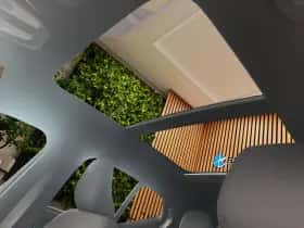 Volvo EX40 (2024) thumbnail 5