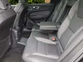 Volvo XC60 (2024) thumbnail 7