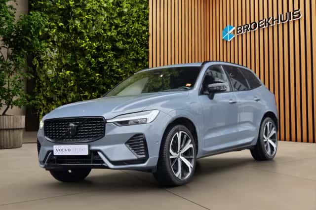 Volvo XC60 (2022) thumbnail 1