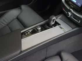 Volvo XC60 (2025) thumbnail 17