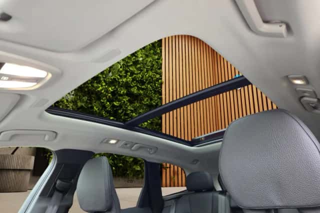 Volvo XC60 (2025) thumbnail 6