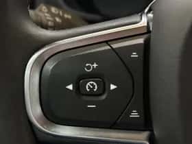 Volvo V60 (2023) thumbnail 12