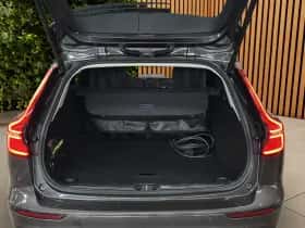 Volvo V60 (2023) thumbnail 7