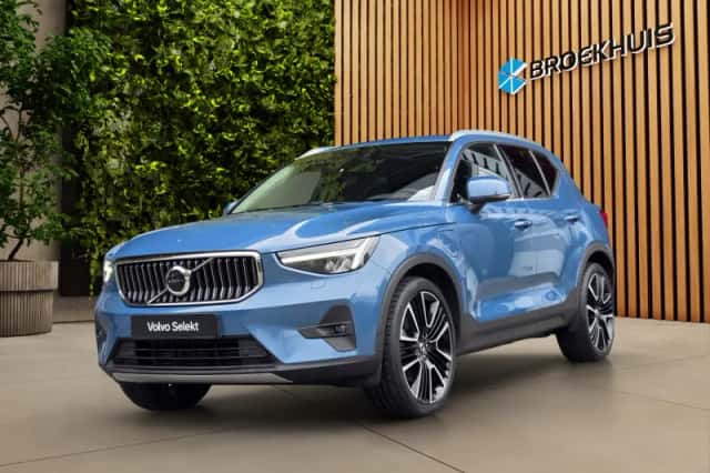 Volvo XC40 (2023) thumbnail 1