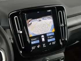 Volvo XC40 (2023) thumbnail 16