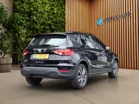SEAT Arona (2022) thumbnail 2