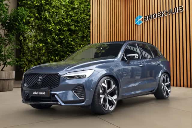 Volvo XC60 (2025) thumbnail 1