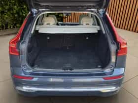Volvo XC60 (2022) thumbnail 8