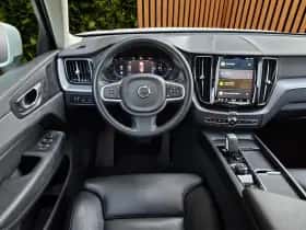Volvo XC60 (2022) thumbnail 11