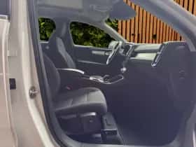 Volvo XC40 (2022) thumbnail 10