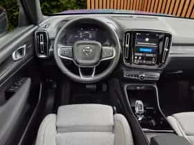 Volvo EX40 (2025) thumbnail 11