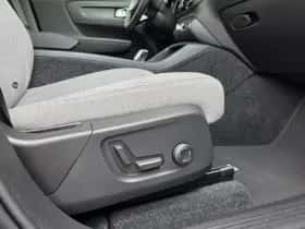 Volvo EX40 (2025) thumbnail 17