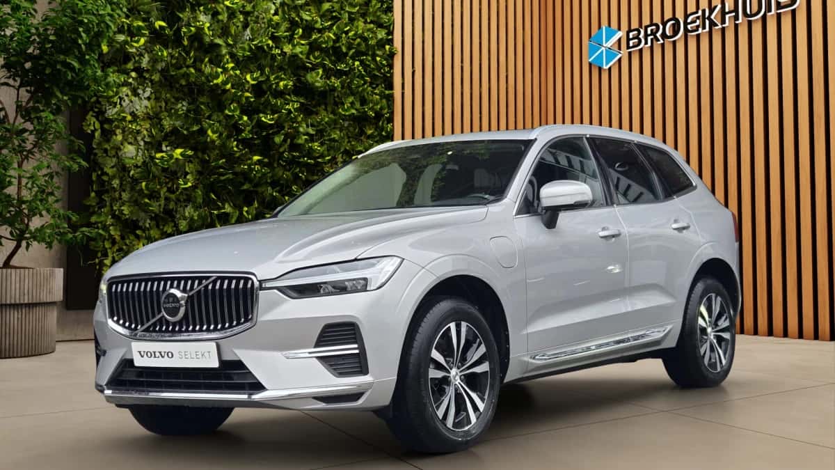 Volvo XC60 (2022) — foto 1