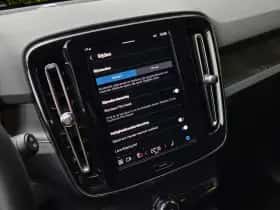 Volvo EX40 (2024) thumbnail 14