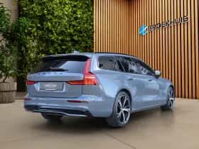 Volvo V60 (2022) thumbnail 2