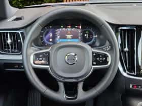 Volvo V60 (2022) thumbnail 12