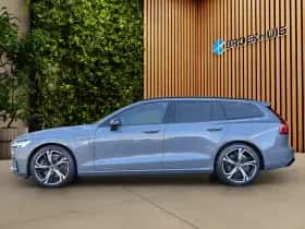 Volvo V60 (2022) thumbnail 4