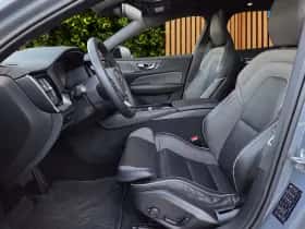 Volvo V60 (2022) thumbnail 5
