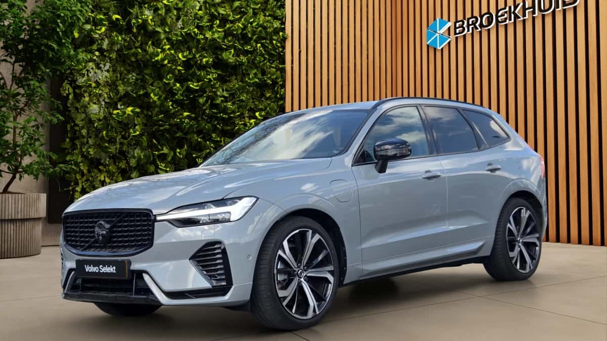 Volvo XC60 (2024) — foto 1