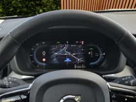 Volvo XC60 (2024) thumbnail 11