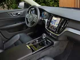 Volvo V60 (2025) thumbnail 3