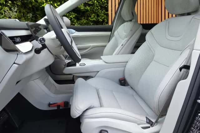 Volvo EX90 (2026) thumbnail 5