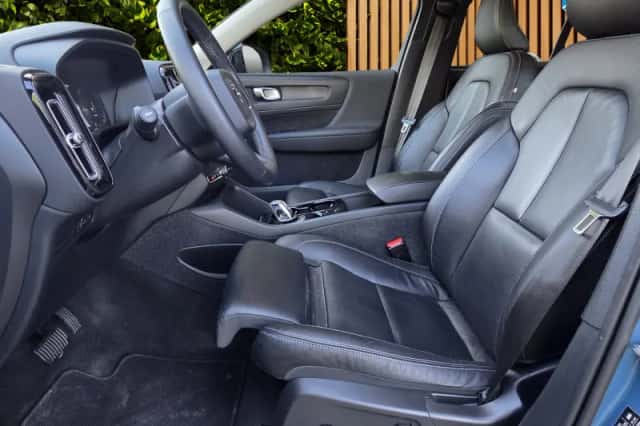 Volvo XC40 (2022) thumbnail 5