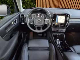 Volvo XC40 (2022) thumbnail 10