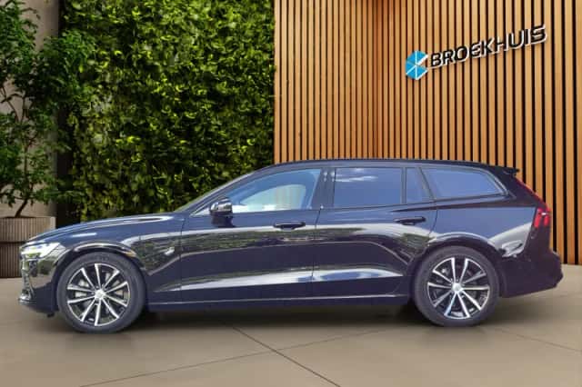 Volvo V60 (2024) thumbnail 4