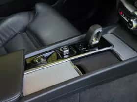 Volvo XC60 (2023) thumbnail 15