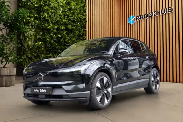 Volvo EX30 (2024) thumbnail 1