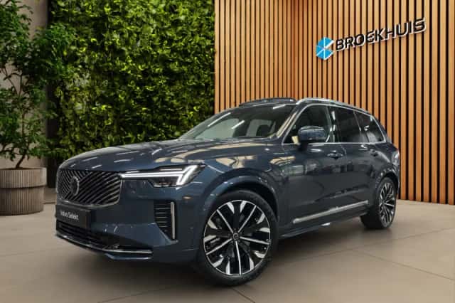Volvo XC90 (2025) thumbnail 1
