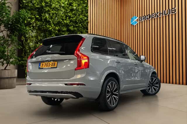 Volvo XC90 (2024) thumbnail 6