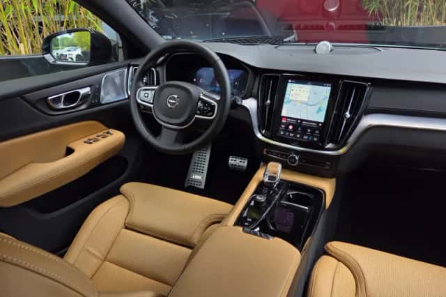 Volvo V60 (2026) thumbnail 3