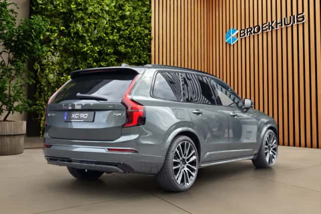 Volvo XC90 (2026) thumbnail 2