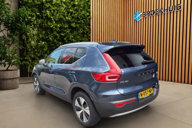 Volvo XC40 (2021) thumbnail 6
