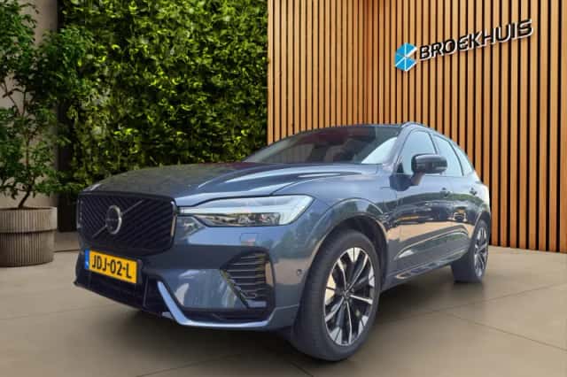 Volvo XC60 (2025) thumbnail 1