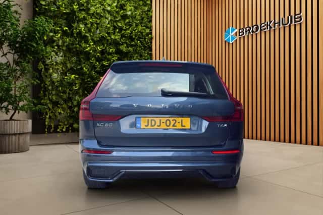 Volvo XC60 (2025) thumbnail 5