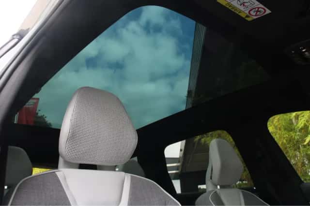 Volvo EX90 (2025) thumbnail 6