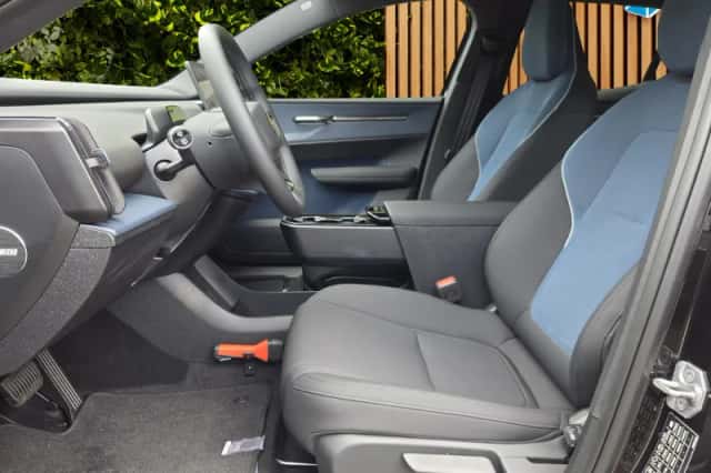 Volvo EX30 (2026) thumbnail 5