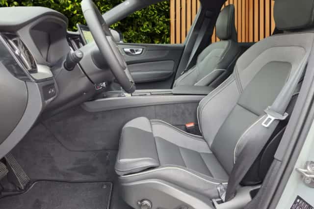 Volvo XC60 (2026) thumbnail 5