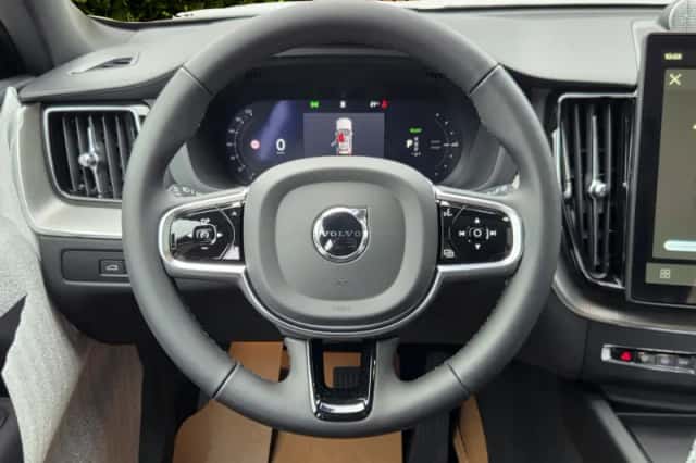 Volvo XC60 (2026) thumbnail 6