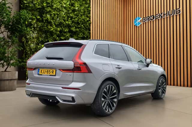 Volvo XC60 (2026) thumbnail 2