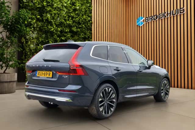 Volvo XC60 (2026) thumbnail 2