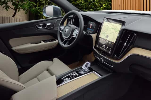 Volvo XC60 (2026) thumbnail 3