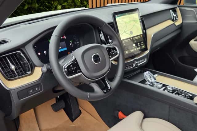 Volvo XC60 (2026) thumbnail 6