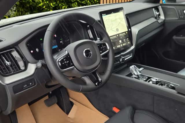 Volvo XC60 (2026) thumbnail 5
